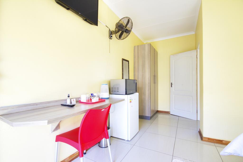Minilitha Lodge Richards Bay Exteriör bild
